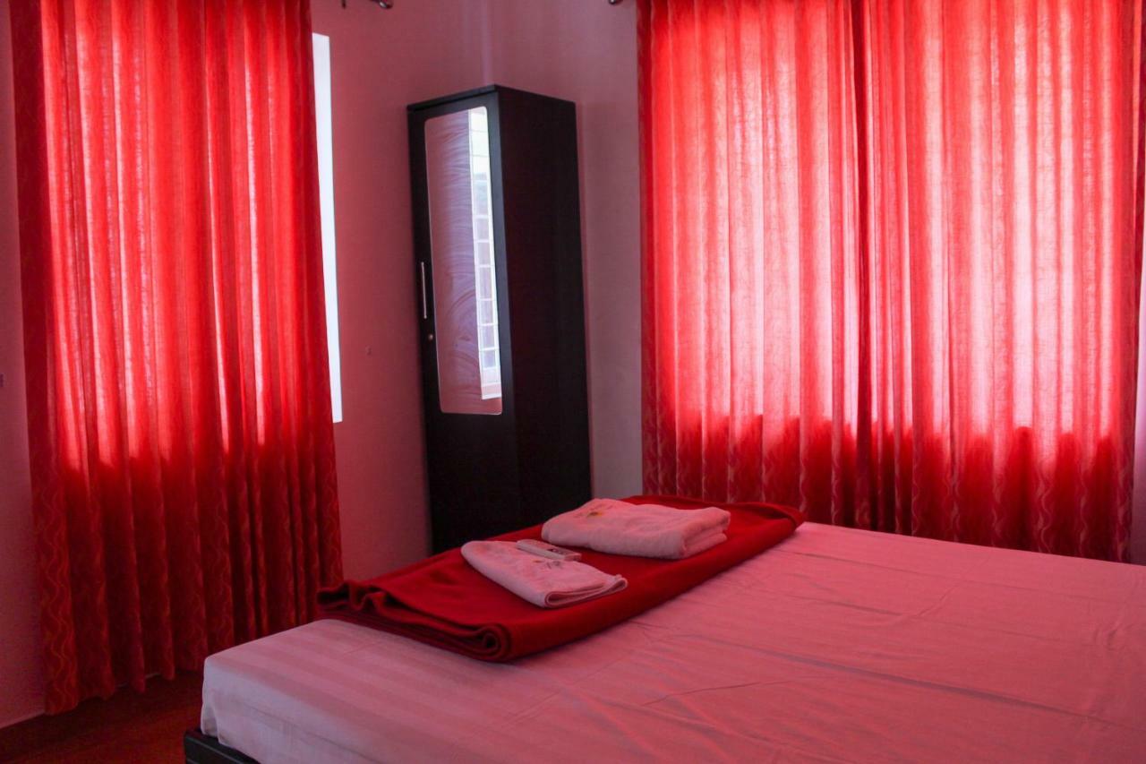 Magic Land Resorts Athirapally Irinjalakuda Exterior photo